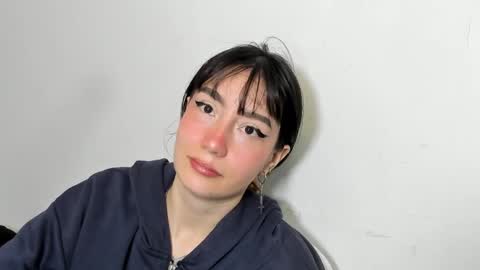 Snapshot of maibys_cute chatting on April 25, 4:26 am maibys online show from April 25, 4:26 am