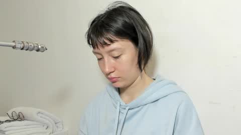 Snapshot of maibys_cute chatting on April 27, 3:59 am maibys online show from April 27, 3:59 am
