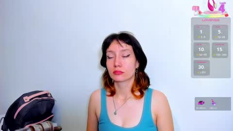 Snapshot of maibys_cute chatting on May 2, 3:22 am maibys online show from May 2, 3:22 am