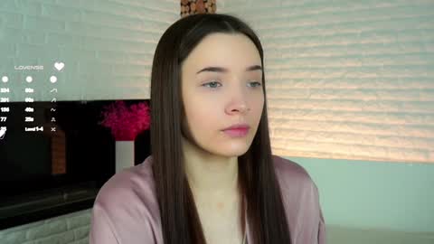 Snapshot of maidabuoy chatting on January 14, 1:15 am Lucy online show from January 14, 1:15 am