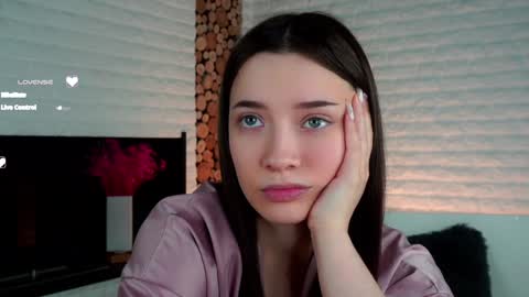 Snapshot of maidabuoy chatting on January 14, 4:25 am Lucy online show from January 14, 4:25 am