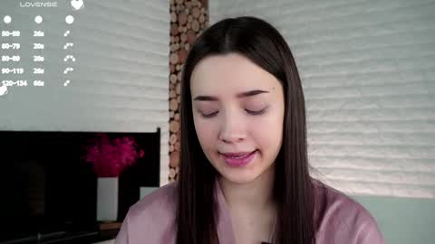 Snapshot of maidabuoy chatting on January 17, 1:15 am Lucy online show from January 17, 1:15 am