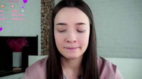 Snapshot of maidabuoy chatting on January 20, 2:22 am Lucy online show from January 20, 2:22 am