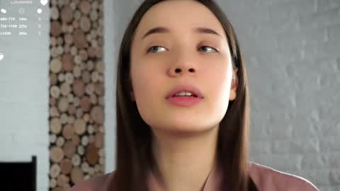 Snapshot of maidabuoy chatting on February 3, 7:51 am Lucy online show from February 3, 7:51 am