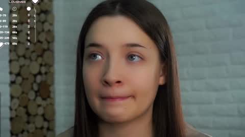 Snapshot of maidabuoy chatting on February 10, 1:24 am Lucy online show from February 10, 1:24 am