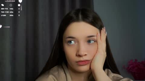 Snapshot of maidabuoy chatting on February 12, 2:03 am Lucy online show from February 12, 2:03 am