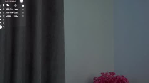 Snapshot of maidabuoy chatting on February 21, 7:12 am Lucy online show from February 21, 7:12 am