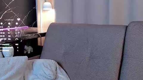 Snapshot of maidabuoy chatting on February 24, 7:30 pm Lucy online show from February 24, 7:30 pm