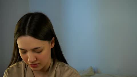 Snapshot of maidabuoy chatting on March 4, 7:19 am Lucy online show from March 4, 7:19 am