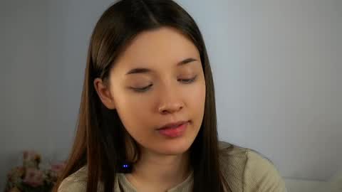 Snapshot of maidabuoy chatting on March 8, 4:23 am Lucy online show from March 8, 4:23 am