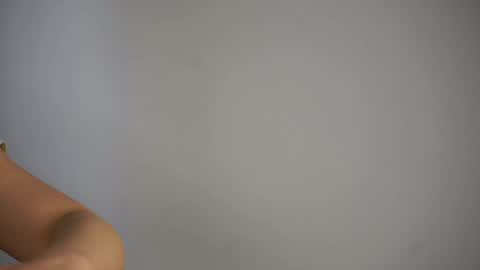 Snapshot of maidabuoy chatting on March 10, 7:32 am Lucy online show from March 10, 7:32 am