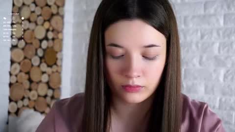 Snapshot of maidabuoy chatting on September 19, 1:40 am Lucy online show from September 19, 1:40 am