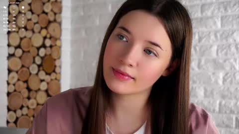 Snapshot of maidabuoy chatting on September 26, 1:20 am Lucy online show from September 26, 1:20 am