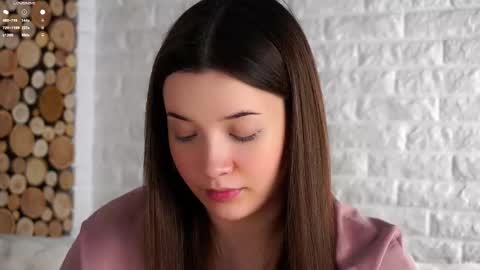 Snapshot of maidabuoy chatting on October 3, 3:14 am Lucy online show from October 3, 3:14 am