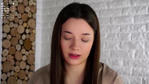 Snapshot of maidabuoy chatting on October 16, 1:39 am Lucy online show from October 16, 1:39 am