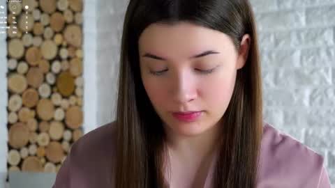 Lucy online show from December 23, 2:09 am