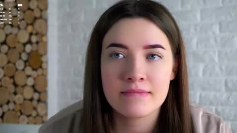 Lucy online show from February 7, 2:15 am