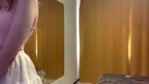 Elina online show from September 27, 9:03 am