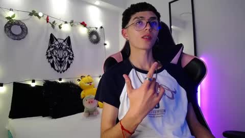 Snapshot of maiky_cooper chatting on February 20, 5:33 am Maiky Cooper online show from February 20, 5:33 am