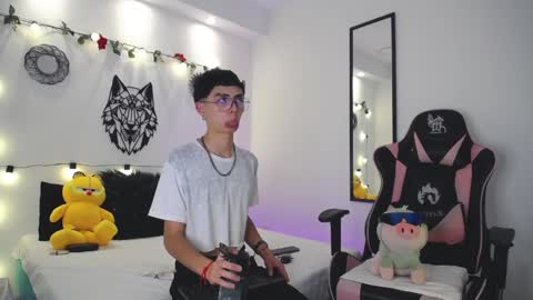 Snapshot of maiky_cooper chatting on February 21, 1:00 am Maiky Cooper online show from February 21, 1:00 am