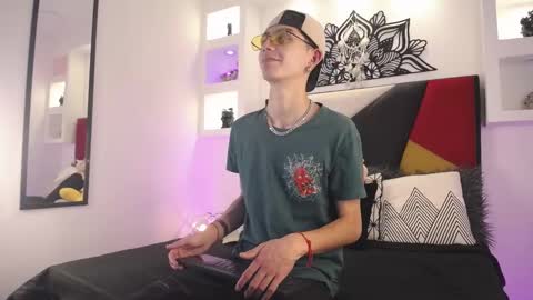 Snapshot of maiky_cooper chatting on March 2, 3:56 am Maiky Cooper online show from March 2, 3:56 am