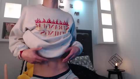 Snapshot of maiky_cooper chatting on March 5, 7:38 am Maiky Cooper online show from March 5, 7:38 am