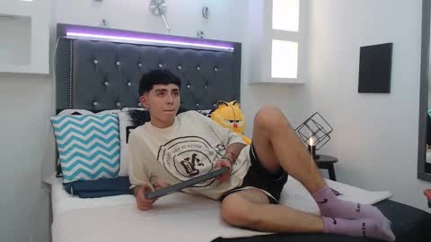 Snapshot of maiky_cooper chatting on March 10, 4:28 am Maiky Cooper online show from March 10, 4:28 am