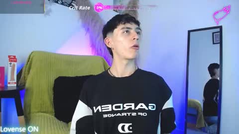 Snapshot of maiky_cooper chatting on September 18, 9:06 pm Maiky Cooper online show from September 18, 9:06 pm