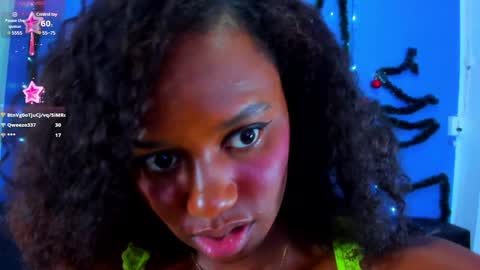 Mailyn online show from December 28, 10:23 pm