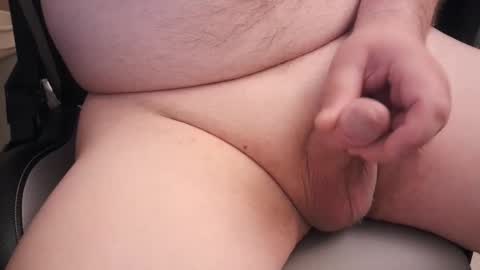 Snapshot of mainttech chatting on October 28, 1:53 am Gilly online show from October 28, 1:53 am