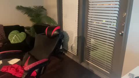 Maira online show from December 31, 5:11 am