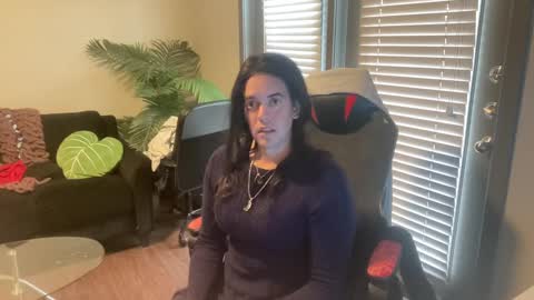 Maira online show from January 2, 10:44 pm