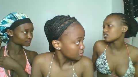 Snapshot of maira_luv1 chatting on February 26, 9:58 pm maira luv1 online show from February 26, 9:58 pm