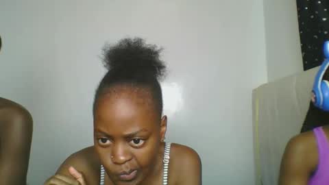 Snapshot of maira_luv1 chatting on March 6, 9:11 pm maira luv1 online show from March 6, 9:11 pm