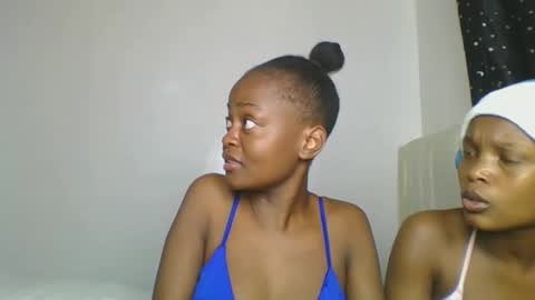 Snapshot of maira_luv1 chatting on March 11, 9:54 pm maira luv1 online show from March 11, 9:54 pm