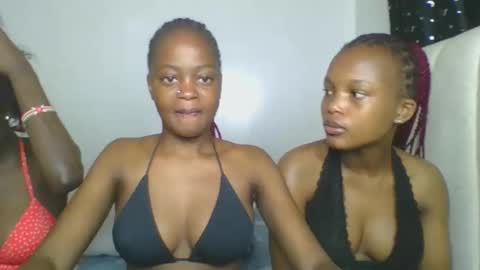 Snapshot of maira_luv1 chatting on March 27, 9:21 am maira luv1 online show from March 27, 9:21 am