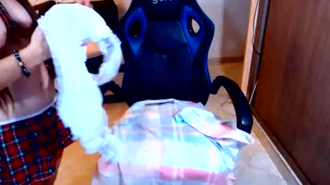 MAIRA online show from October 31, 4:02 am