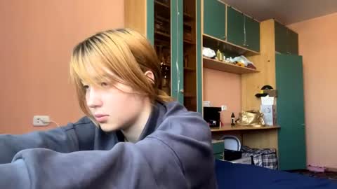 Snapshot of maisawin chatting on June 15, 1:24 pm Evie online show from June 15, 1:24 pm