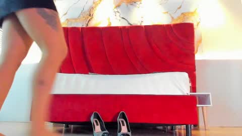 MAISE online show from October 6, 1:08 pm