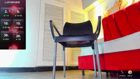 MAISE online show from October 20, 2:39 pm