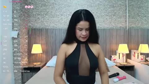 Snapshot of maite_jhon chatting on May 2, 11:26 am online show from May 2, 11:26 am