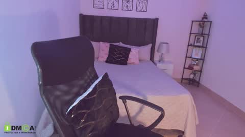 Snapshot of maite_kanes chatting on September 11, 11:27 pm Maite online show from September 11, 11:27 pm