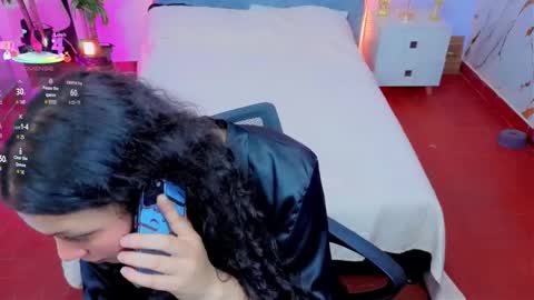 Snapshot of maite_stone1 chatting on February 17, 3:25 am MAITE STONE1 online show from February 17, 3:25 am