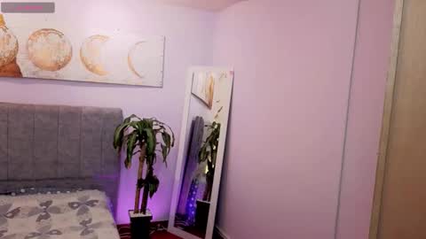 Snapshot of maite_stone1 chatting on March 27, 4:40 am MAITE STONE1 online show from March 27, 4:40 am