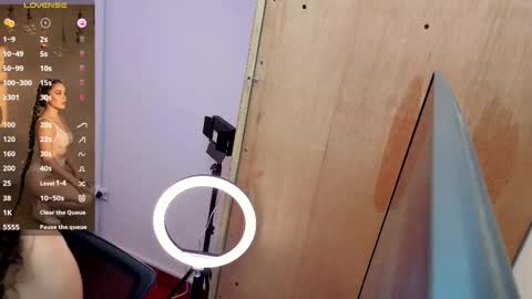 Snapshot of maite_stone1 chatting on March 28, 4:45 am MAITE STONE1 online show from March 28, 4:45 am