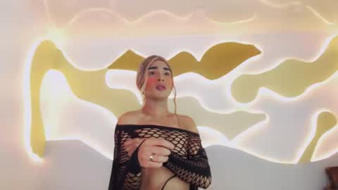 maitecandyxx online show from June 6, 4:06 am