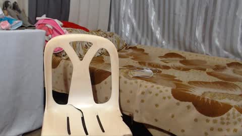 Annalyn online show from January 3, 11:57 am