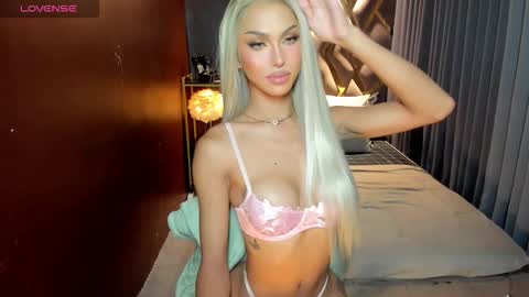 Patty Grey online show from October 9, 11:47 pm