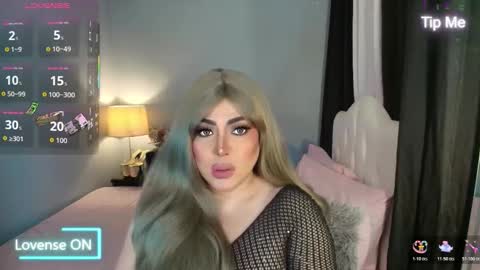 majestydannaxx online show from December 17, 3:12 am