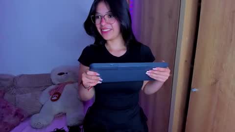 majito online show from February 3, 2:53 am